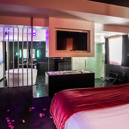 Le Clos Des Vignes Hotel 5*