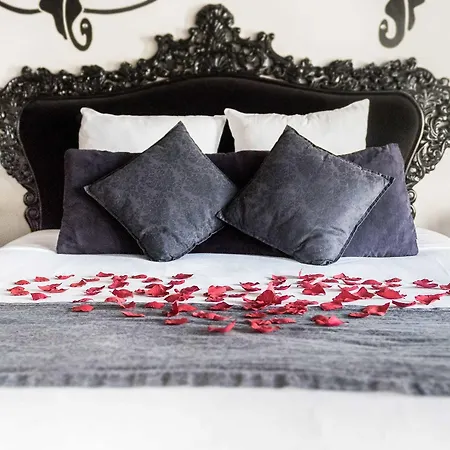 Hotell Le Clos Des Vignes 5*