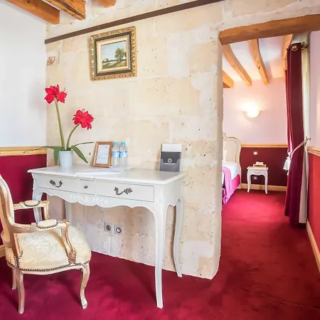 Le Clos Des Vignes Hotel 5*