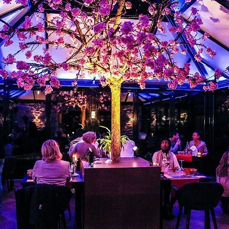 Le Clos Des Vignes Hotell 5*