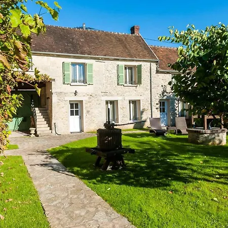 Le Clos Des Vignes Hotell 5*