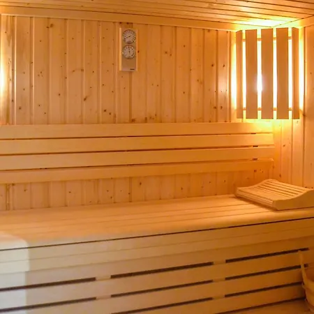 Le Clos Des Vignes Hotel