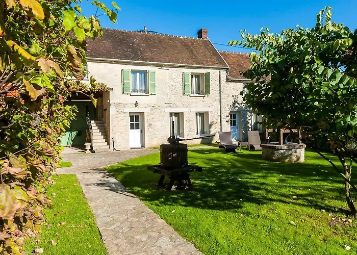 Le Clos Des Vignes Hotel 5*