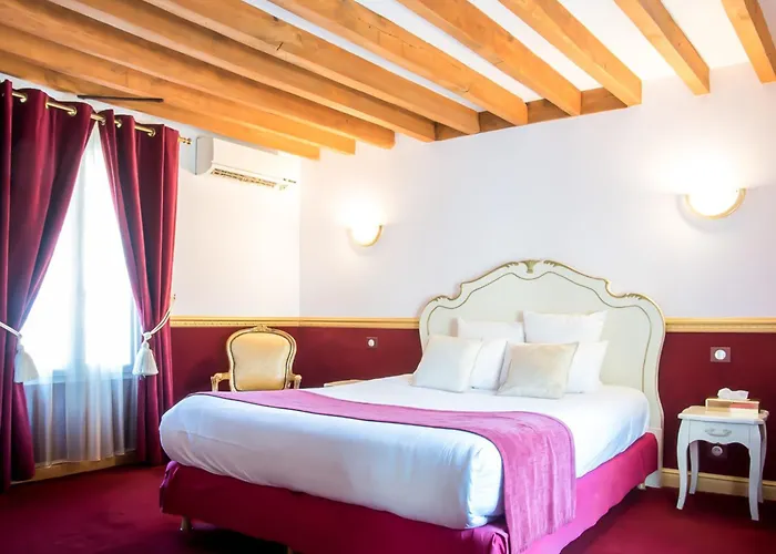 Hotel Le Clos Des Vignes 5*