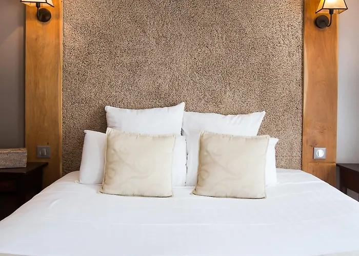 Hotel Le Clos Des Vignes Neuville-Bosc