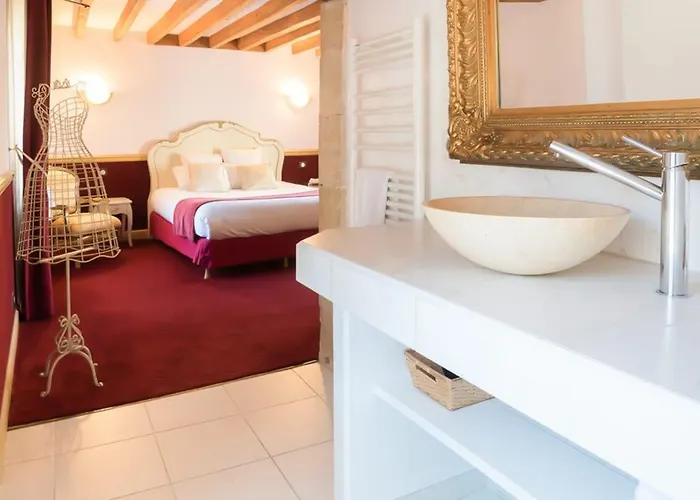 Hotel Le Clos Des Vignes 5*
