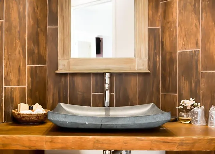 Le Clos Des Vignes Hotel Neuville-Bosc